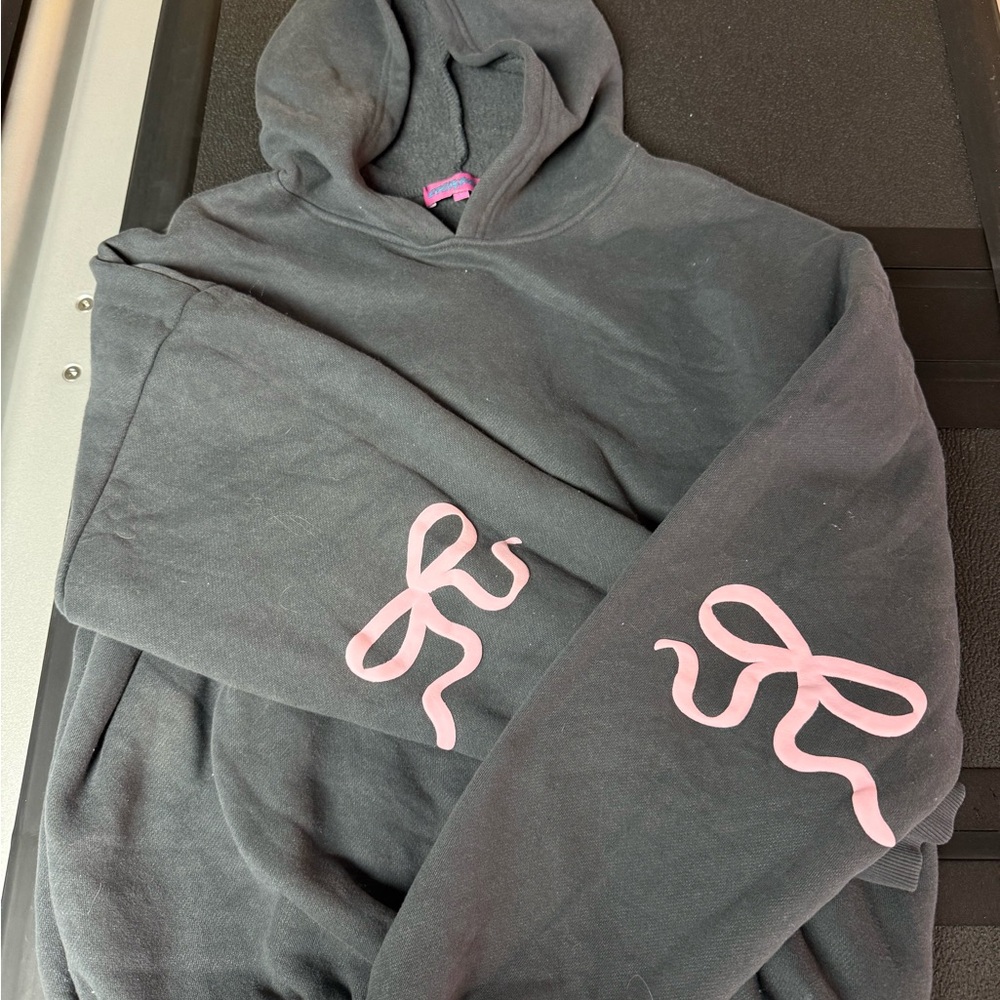 Edikted Small Hoodie Grey with Bows